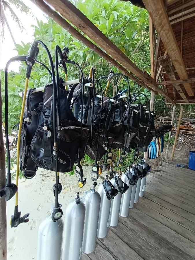 Warahnus Dive Homestay Kri Buitenkant foto