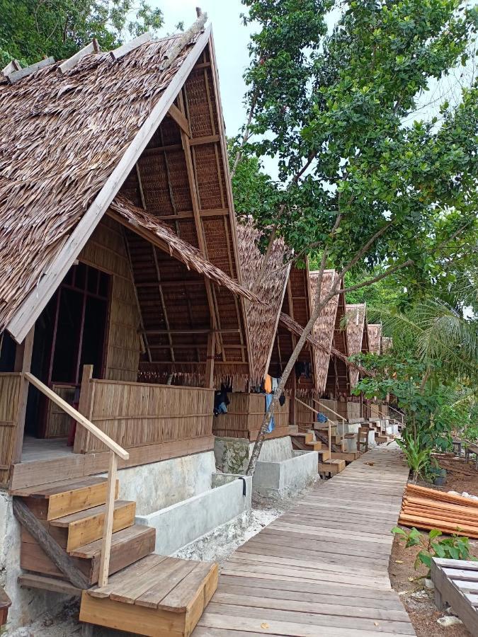 Warahnus Dive Homestay Kri Buitenkant foto