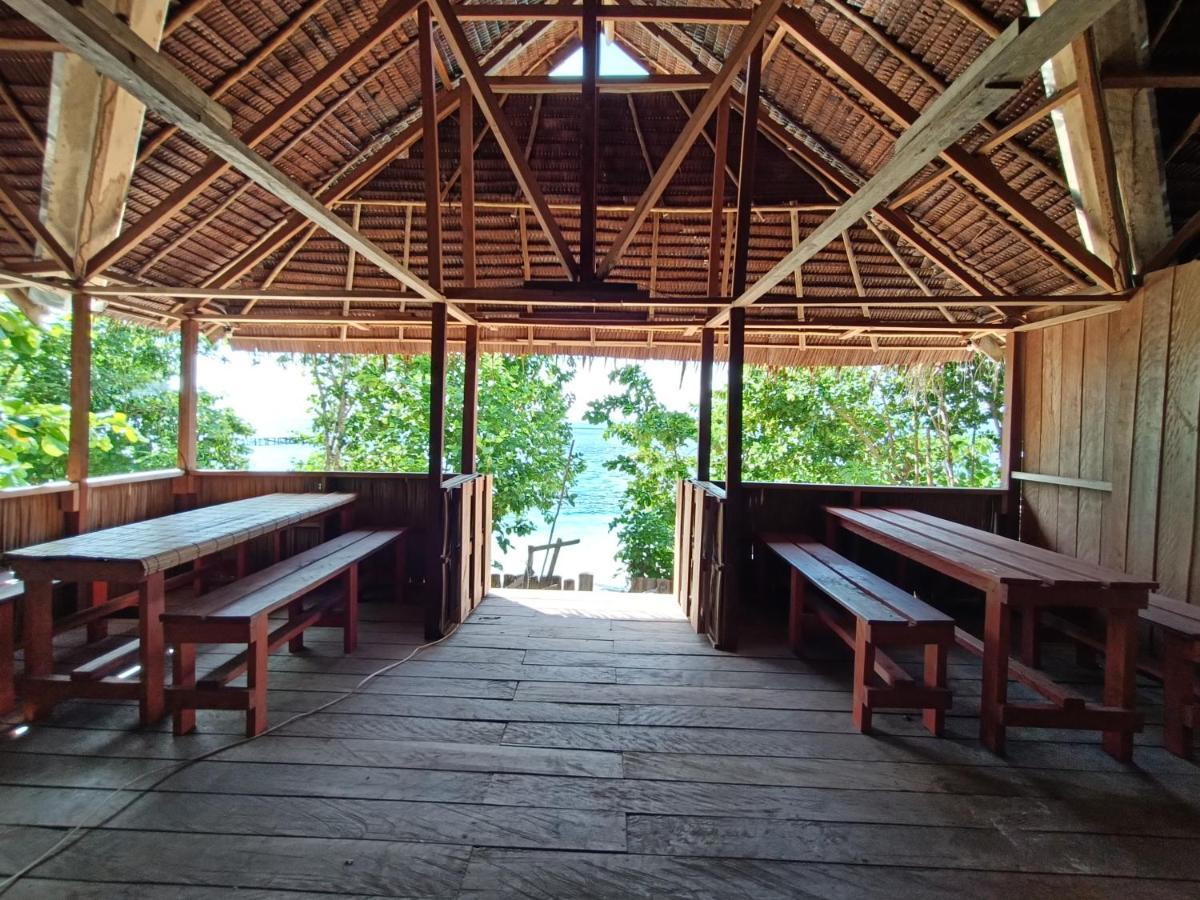 Warahnus Dive Homestay Kri Buitenkant foto